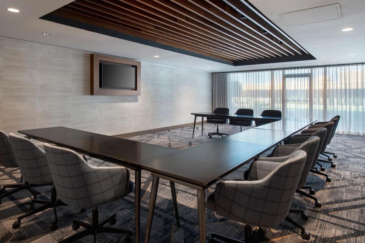 Hotel Marriott Downtown 3*