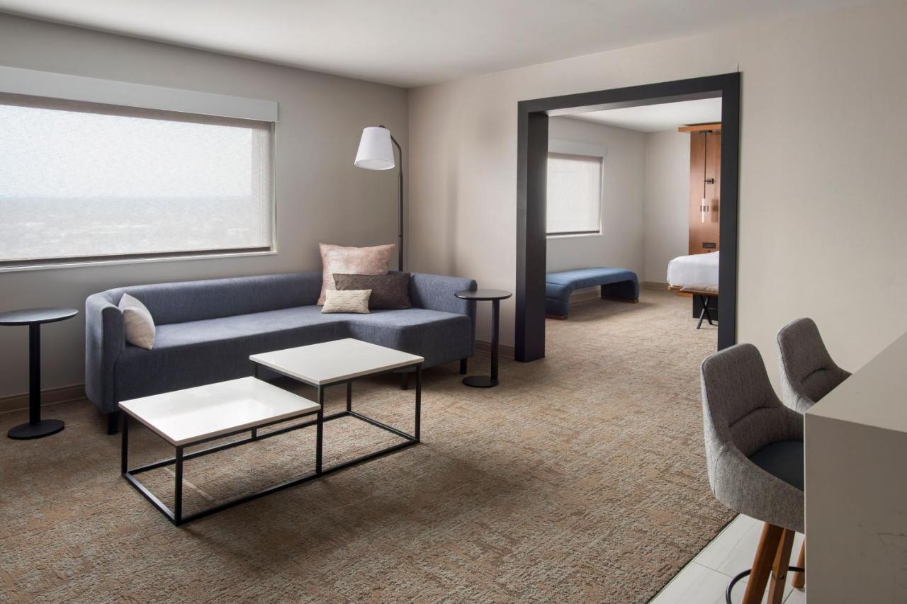 Marriott Downtown Hotel 3*